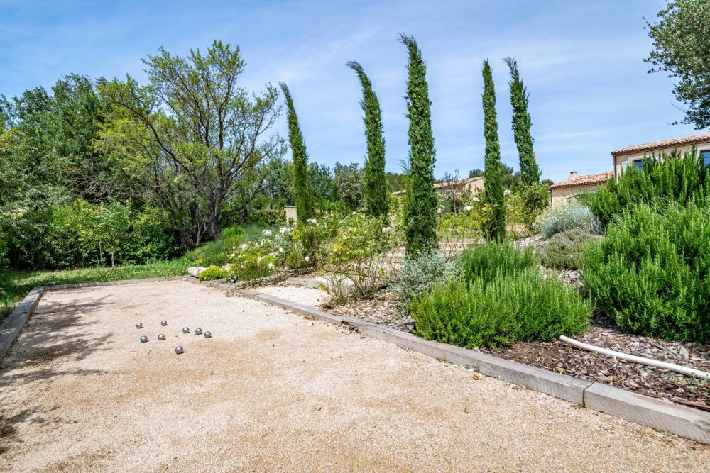 Photographs of Mas Mirabelle villa in Provence - Image 38 of 43