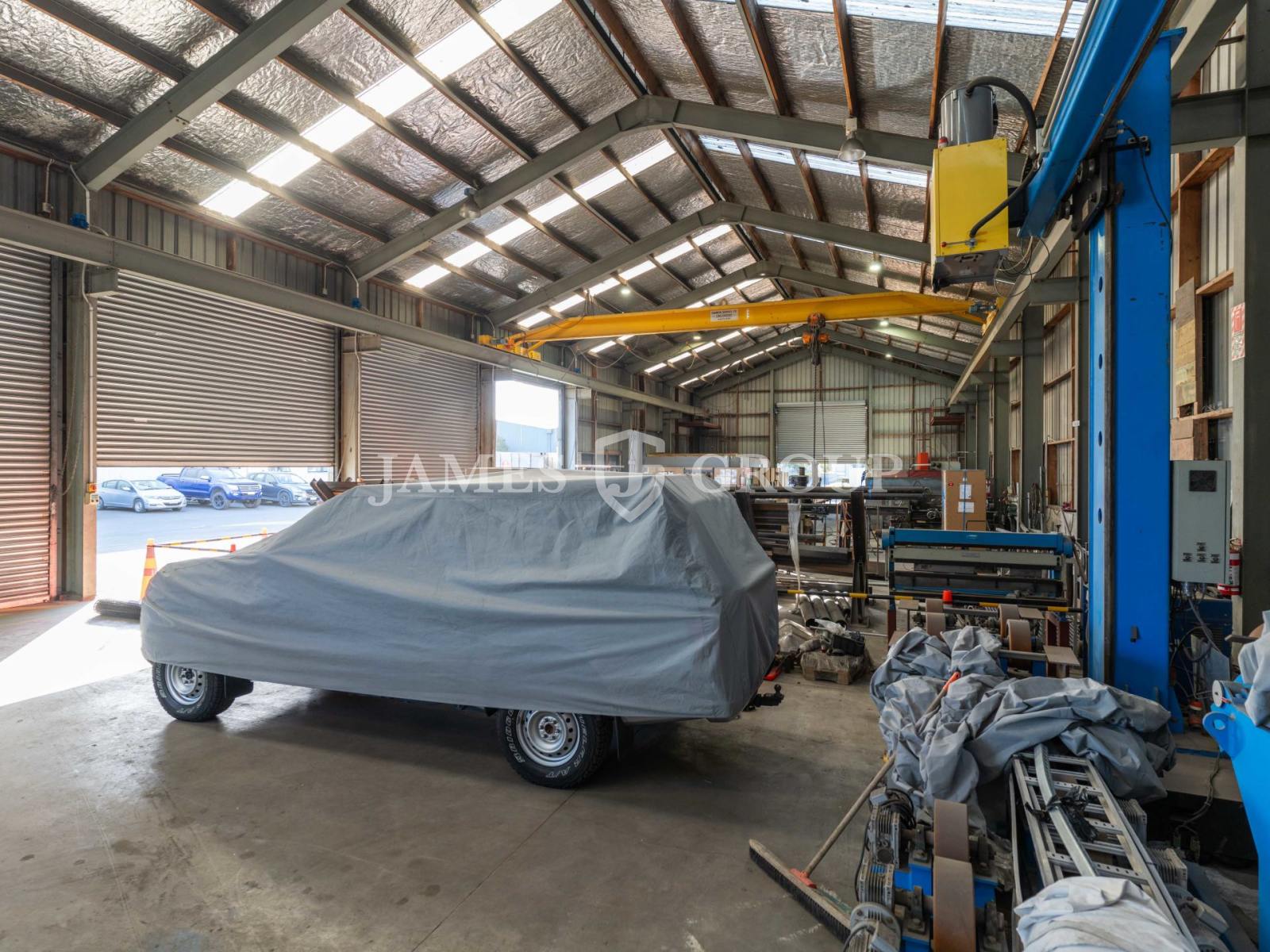Pure Warehouse & Gantry Crane | 795m²