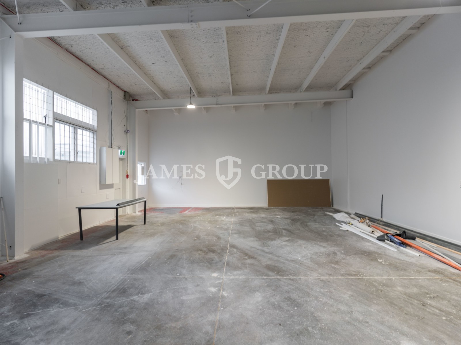 Refurbished 100m² Units On Great South Road