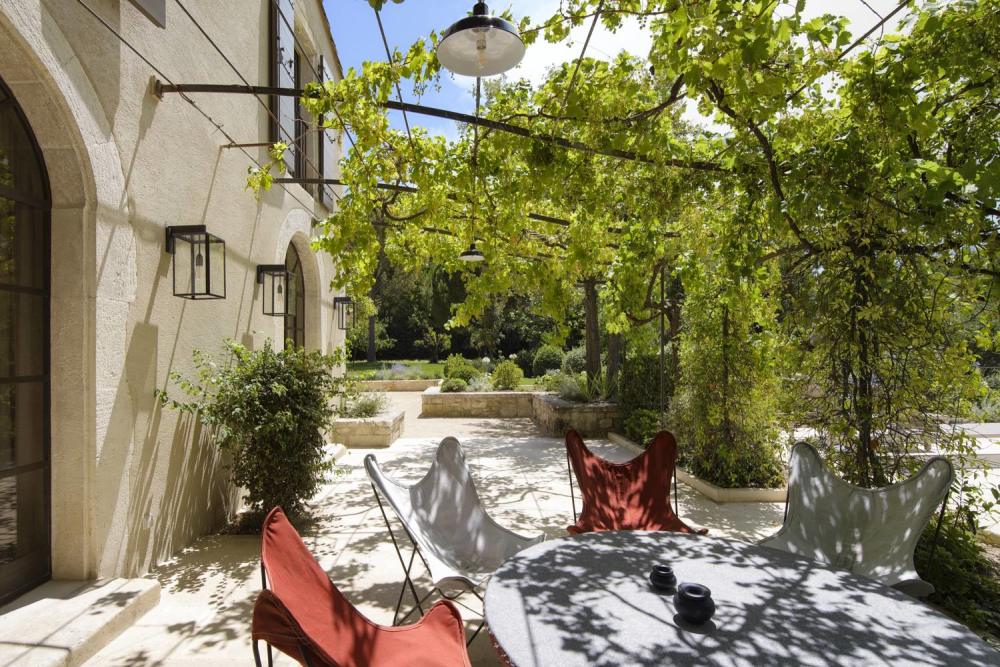 Photographs of Mas de l’Etoile villa in Provence - Image 30 of 39