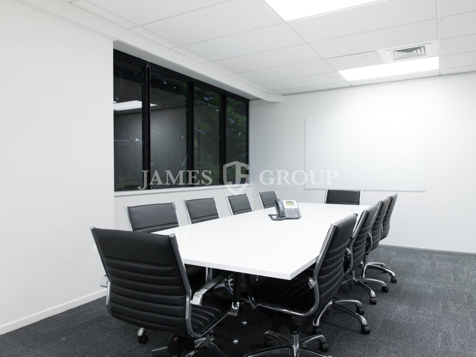 Expansive 430m² Office On Great South Road