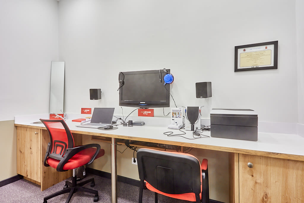 Tienda Óptico C.C. PLAZA NUEVA - AV. PUERTA DEL SOL S/N 28918 LEGANES interior