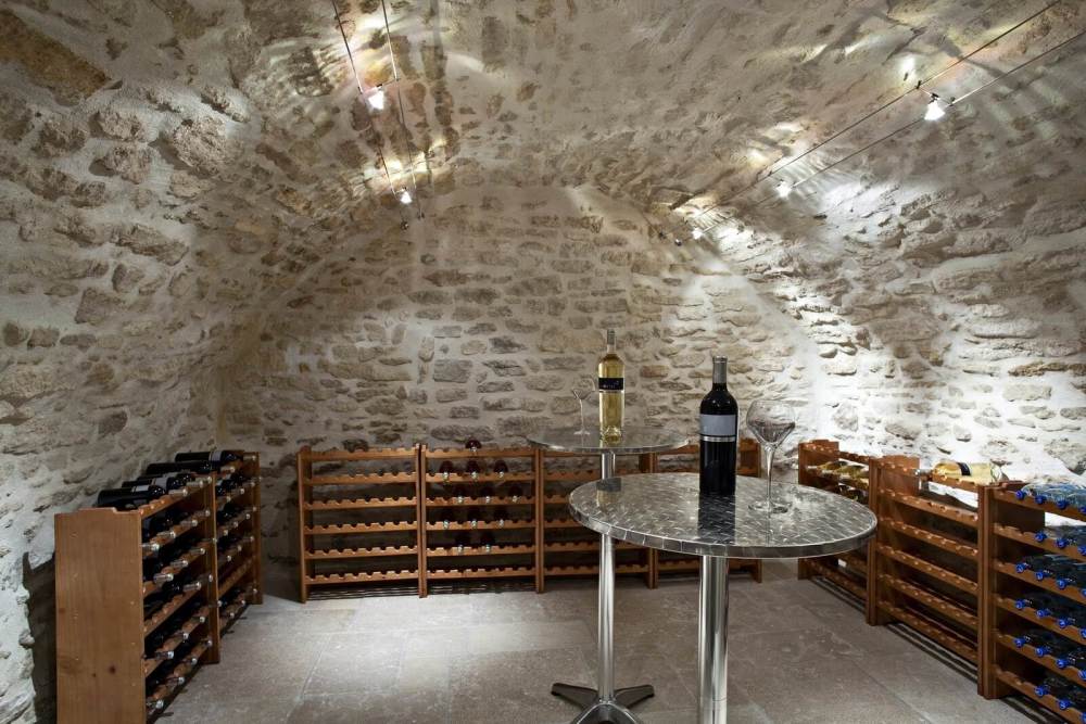 Photographs of Bastide du Calavon villa in Provence - Image 49 of 57