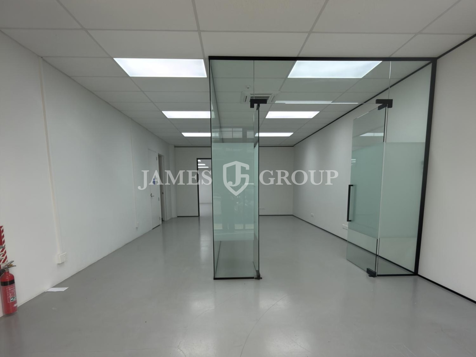 Refurbished & Ready | 590m² Penrose Unit