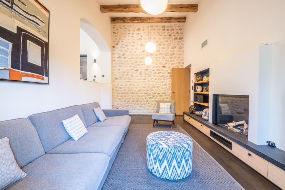 Photographs of Mas des Mimosas villa in Provence - Image 12 of 47