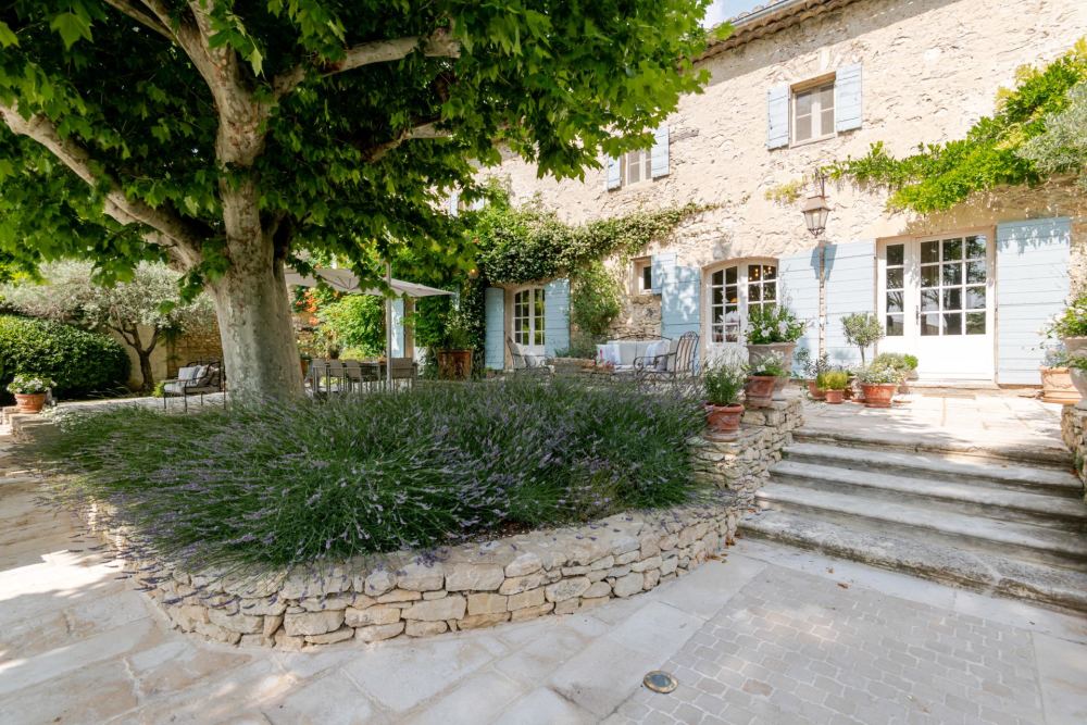 Photographs of Mas Hortensia villa in Provence - Image 43 of 46