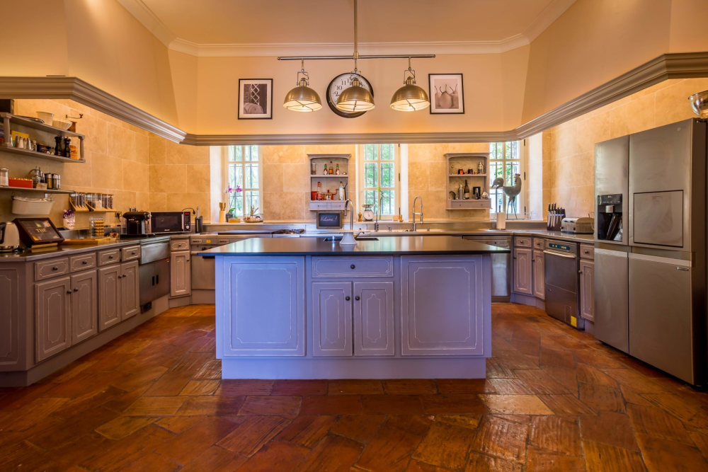 Photographs of Chateau Rhone Provence villa in Provence - Image 38 of 52