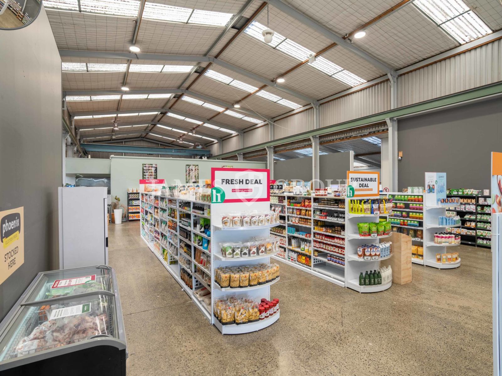 1,750sqm Prime New Lynn Warehouse + Large Yard