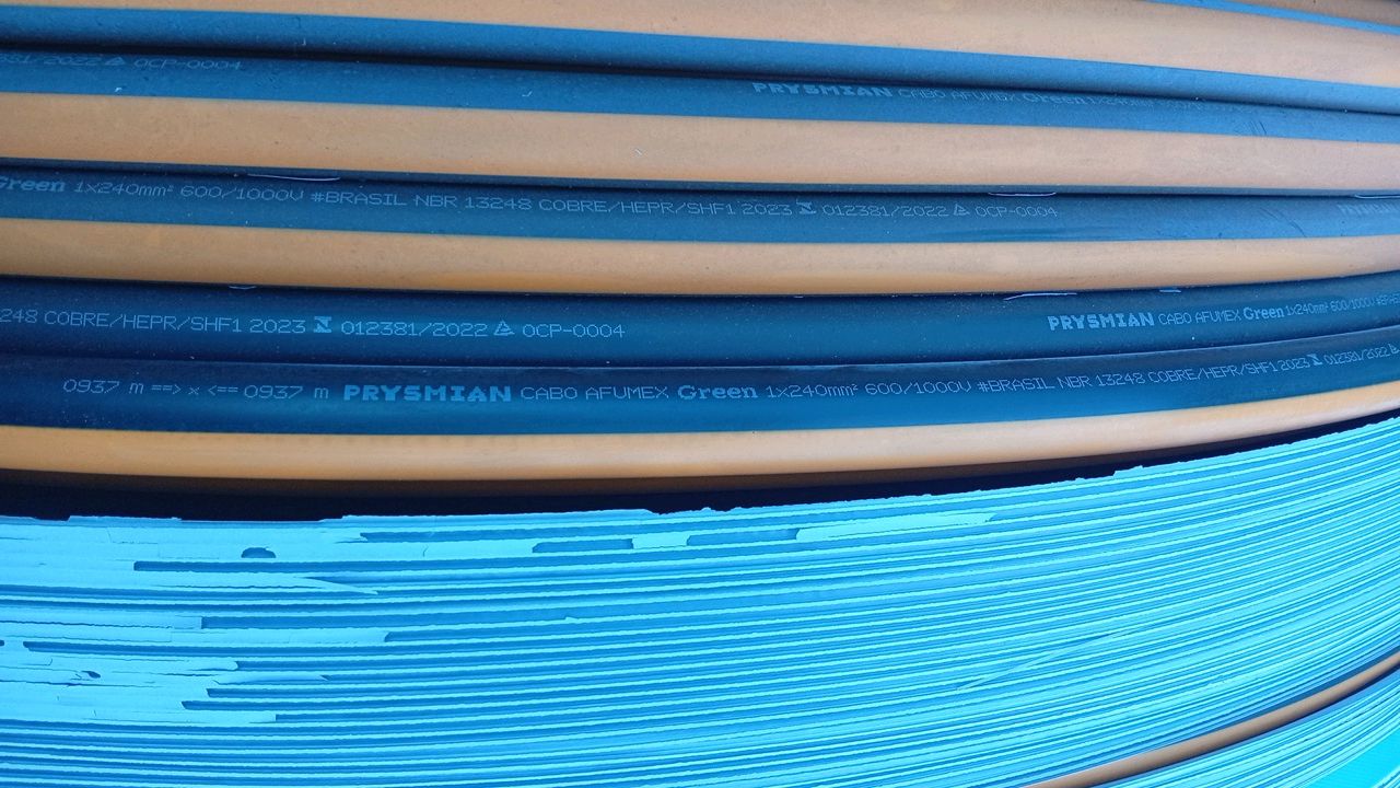 Prysmian Afumex Green Flexible Cable 1KV 1x1c 240mm² 1000m