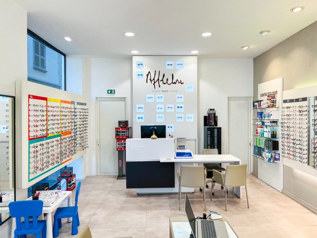 Magasin Opticien 27 rue Orbe 64100 BAYONNE intérieur