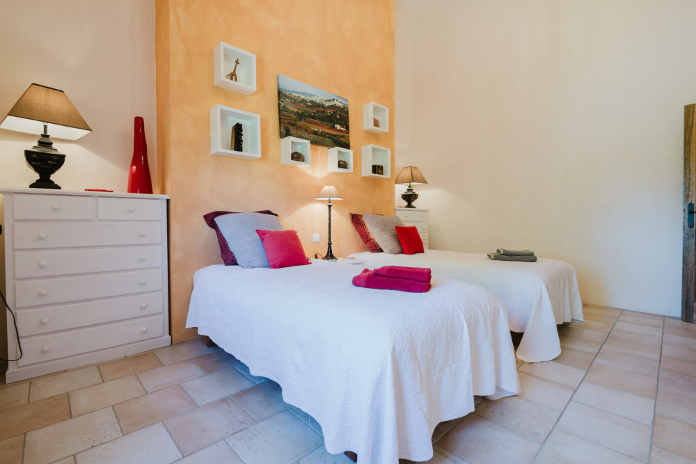 Photographs of Mas du Fournil villa in Provence - Image 31 of 47