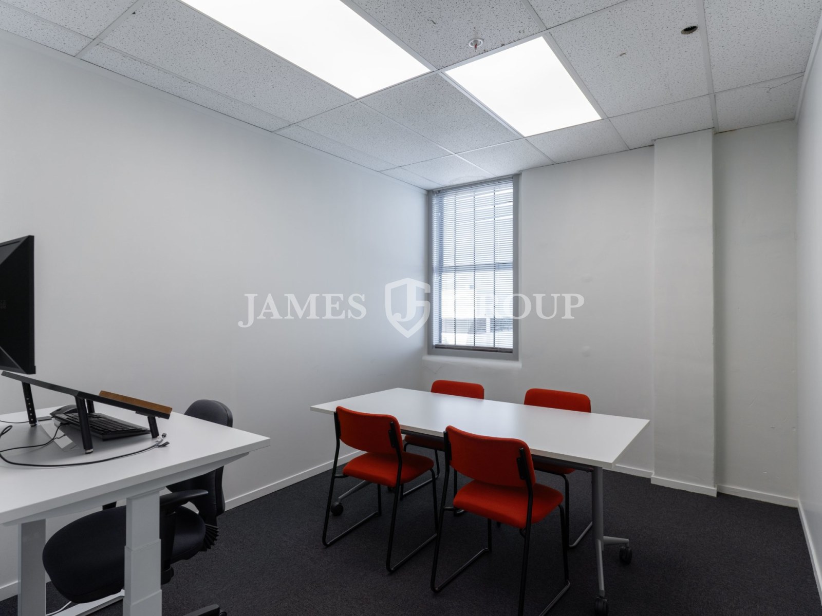 Prime 268m² Office With Parking