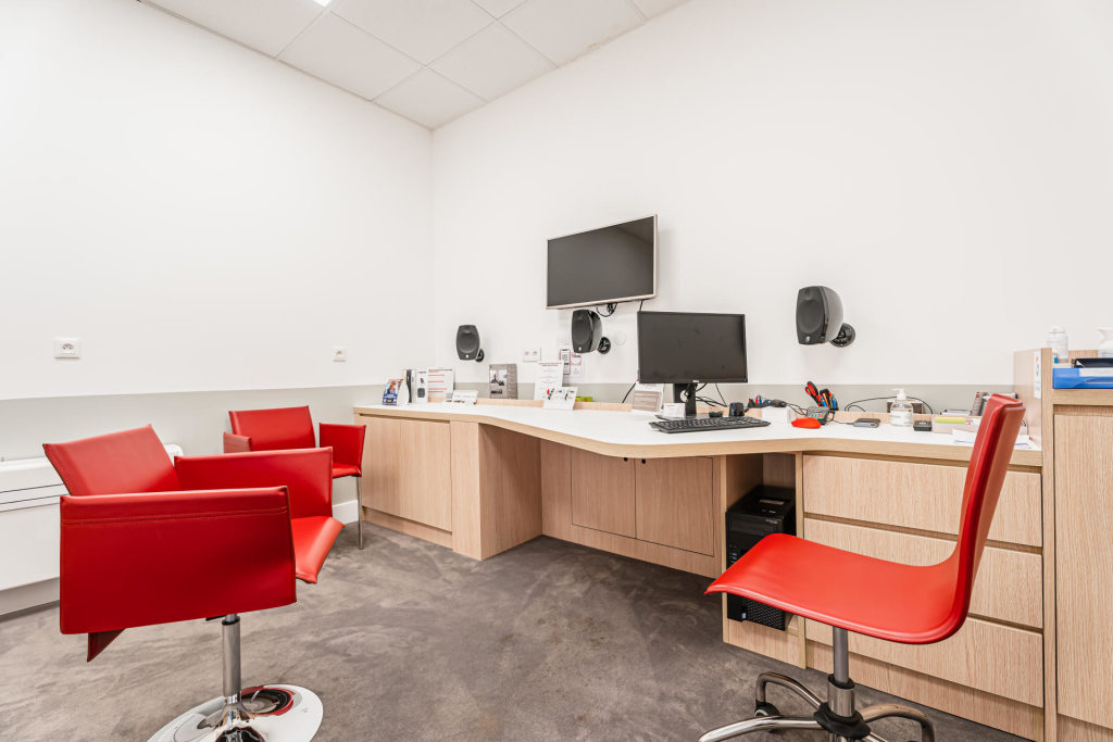 Magasin audioprothesiste 187 avenue du Maréchal Foch 33500 LIBOURNE intérieur