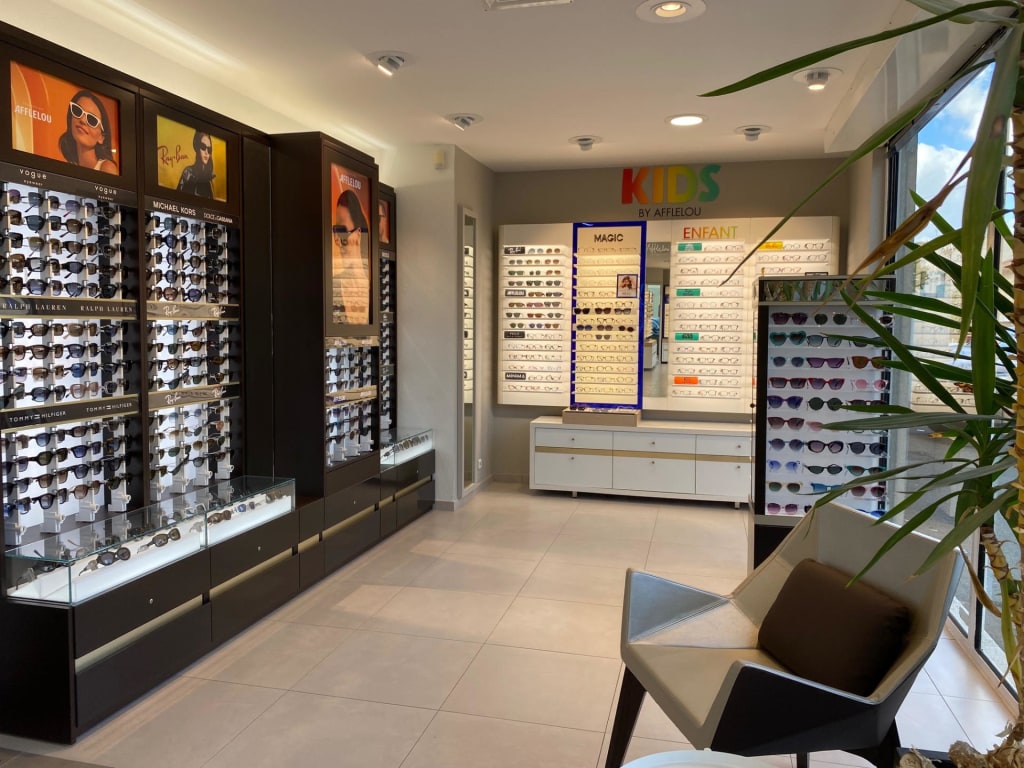 Magasin Opticien 56 rue de la République 69330 MEYZIEU intérieur