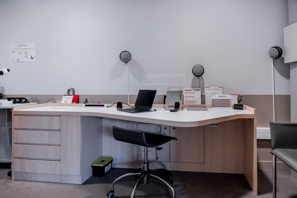 Magasin audioprothesiste 23 rue du Général Leclerc 89200 AVALLON intérieur