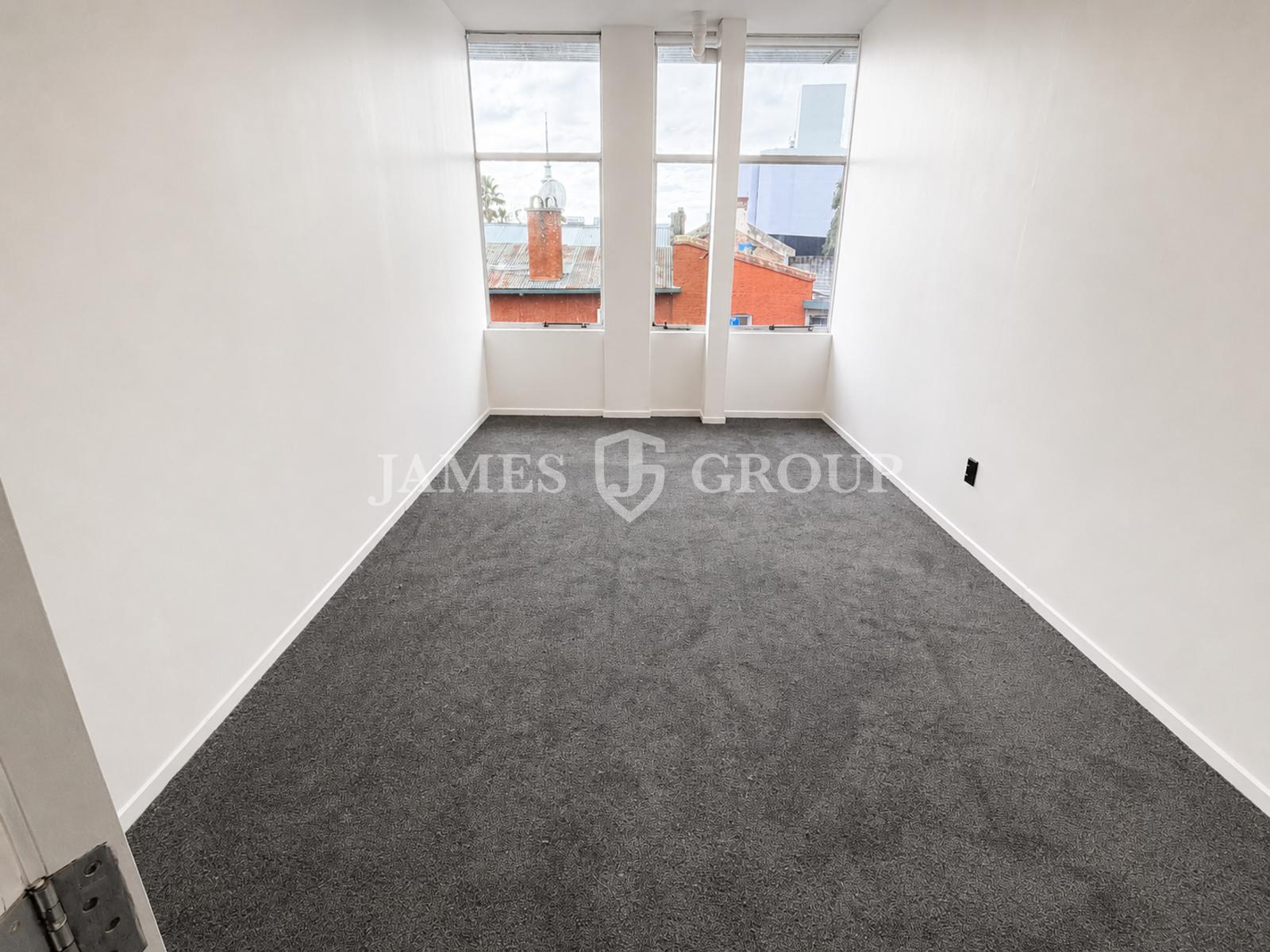 Live/work With Three Bedrooms