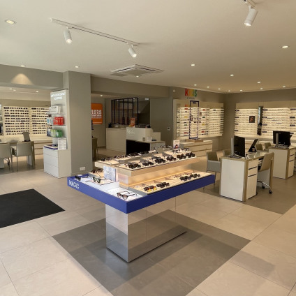 Magasin Opticien 31 avenue du Mont Ventoux 84200 CARPENTRAS intérieur