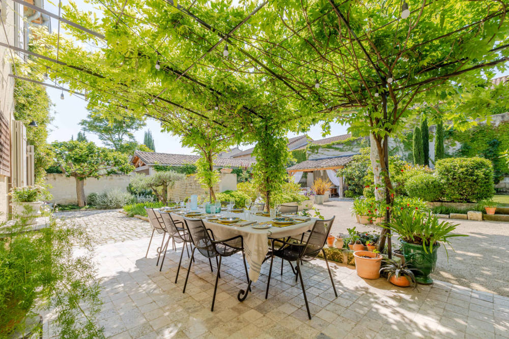 Photographs of Mas du Poète villa in Provence - Image 4 of 39