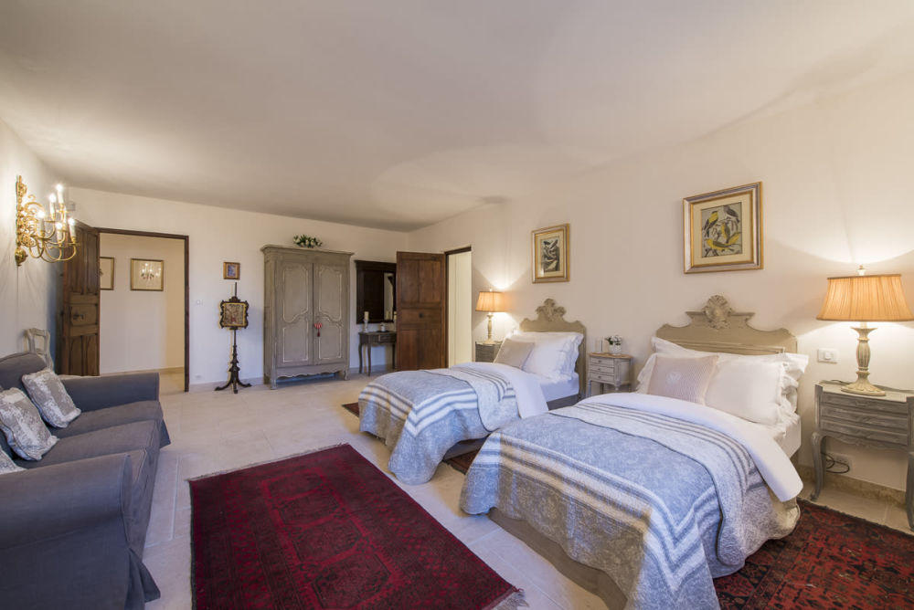 Photographs of Mas du Ciel villa in Provence - Image 35 of 44