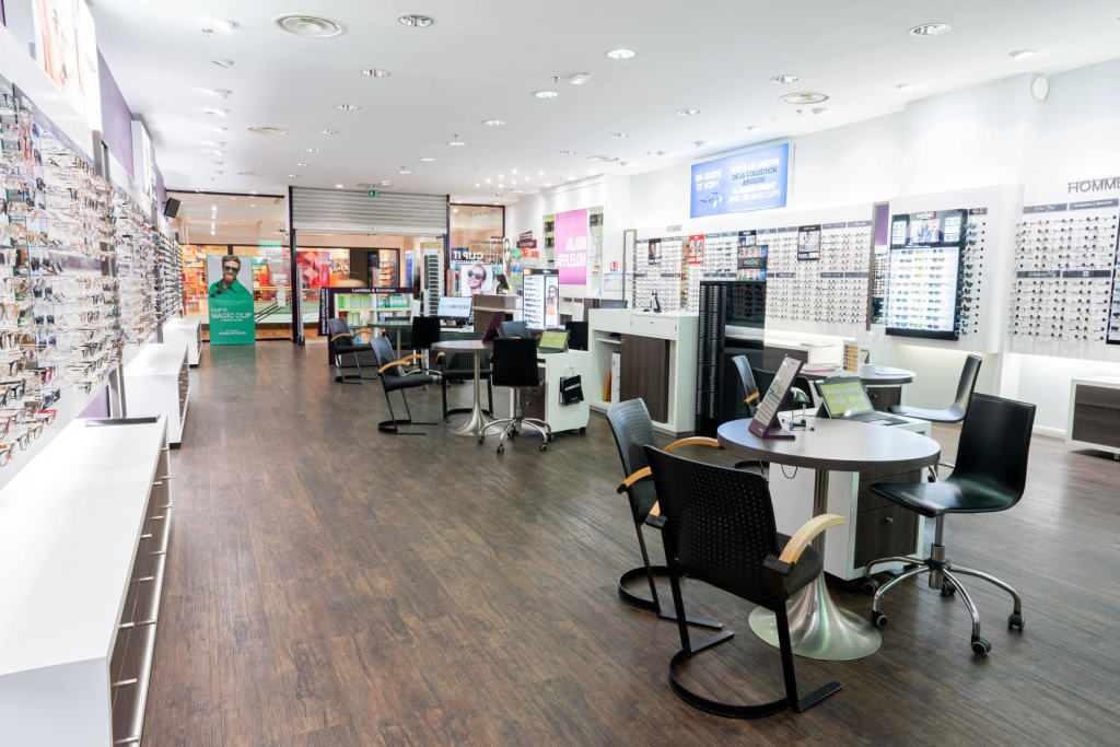 Magasin Opticien C.C. La Place des Halles 67000 STRASBOURG intérieur