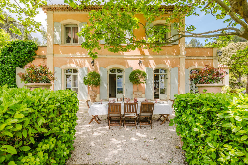 Photographs of Bastide Des Jardins villa in Provence - Image 4 of 52