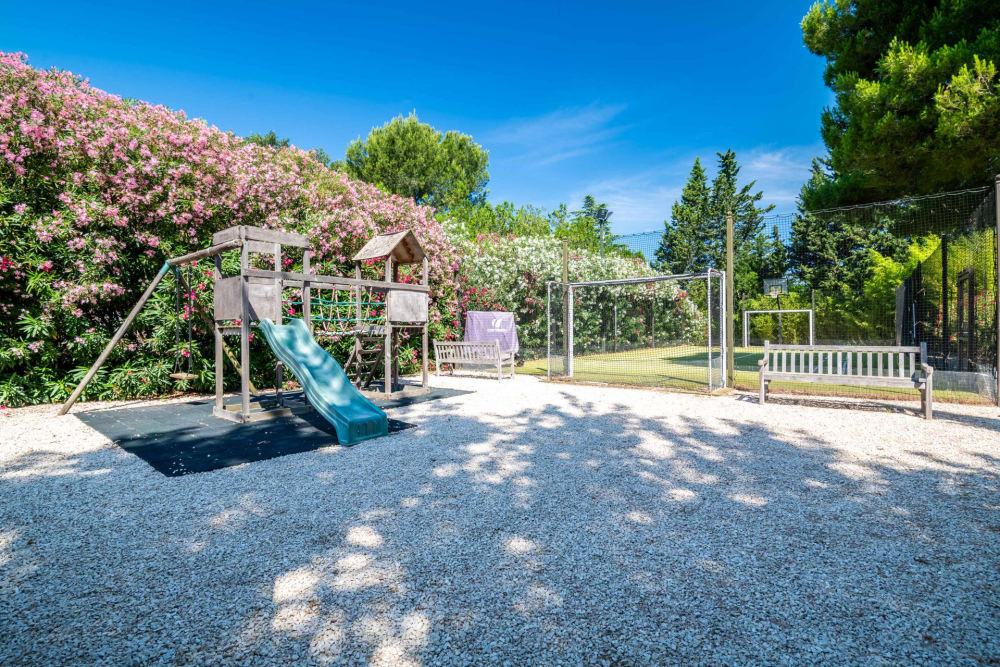 Photographs of Domaine de Villeblanche villa in Provence - Image 58 of 58