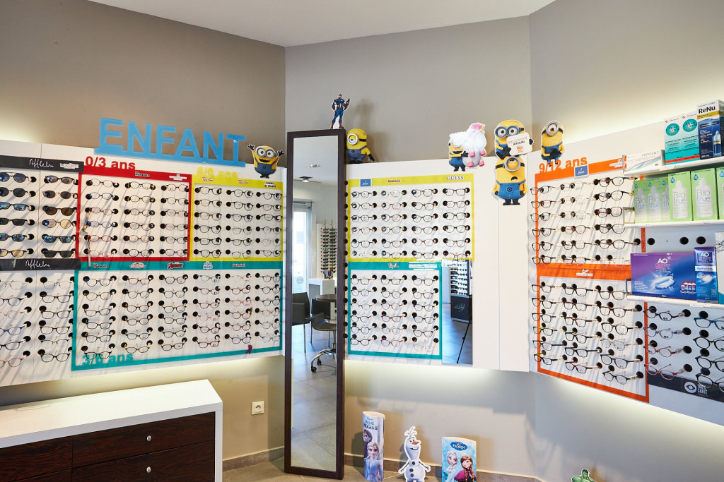 Magasin Opticien avenue des Logissons 13770 VENELLES intérieur