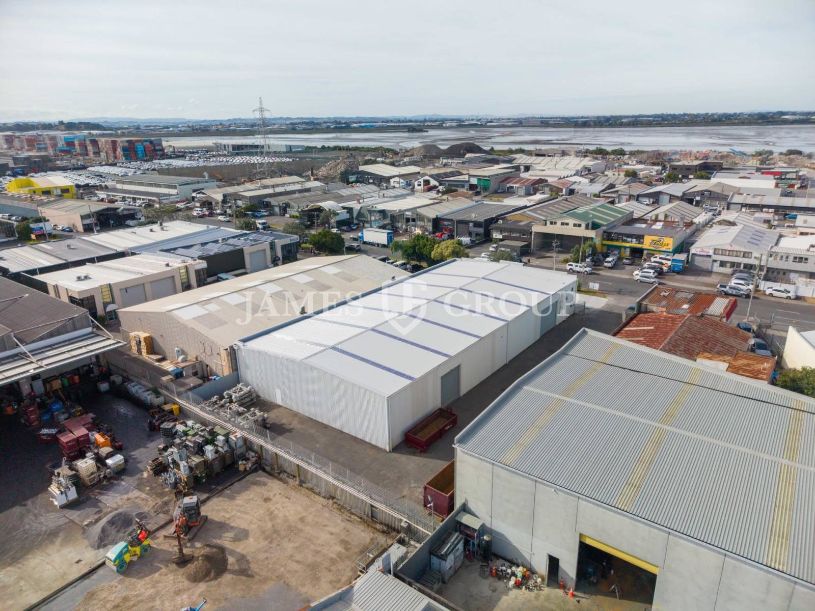 Huge Power Supply | 1,165m² Clear Span Warehouse