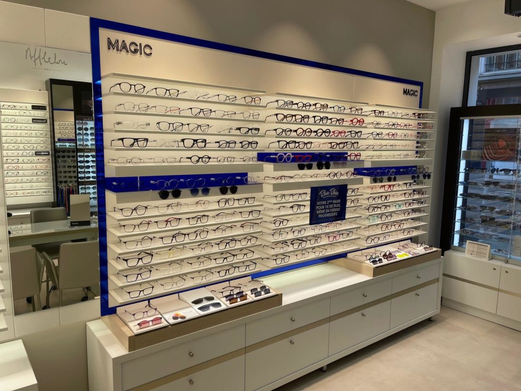 Magasin Opticien 32 rue Nationale 59800 LILLE intérieur