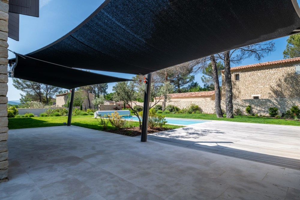 Photographs of La Belle Vie villa in Provence - Image 22 of 33
