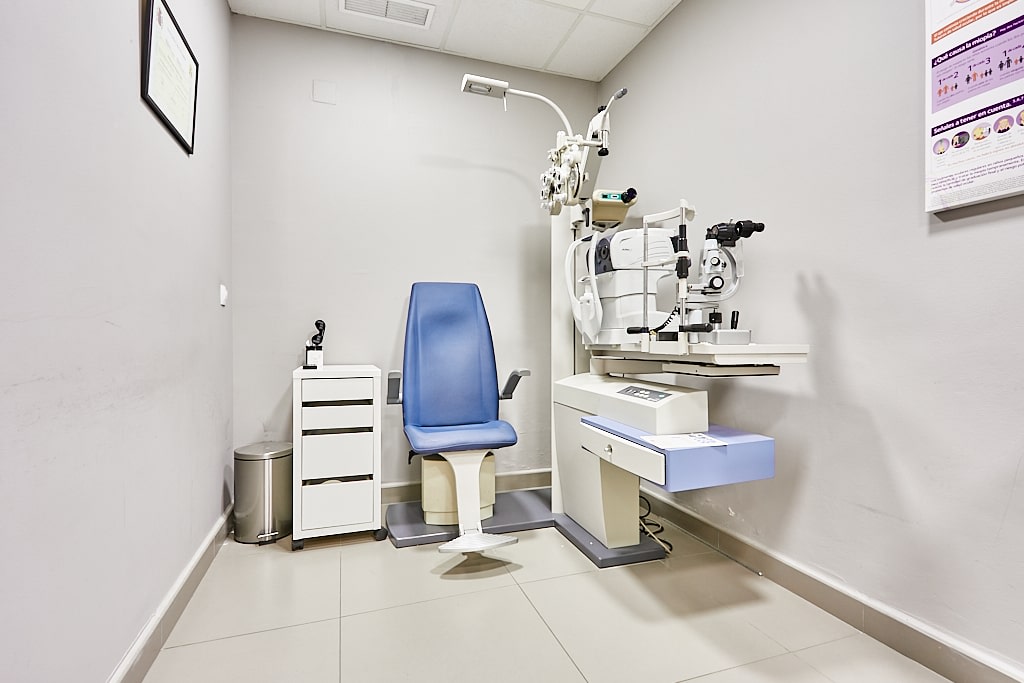 Tienda Óptico C.C. EL OSITO - L39 AUTOVIA ADEMUZ(CV-35) KM 16- TUEJAR S/N 46183 L'ELIANA interior