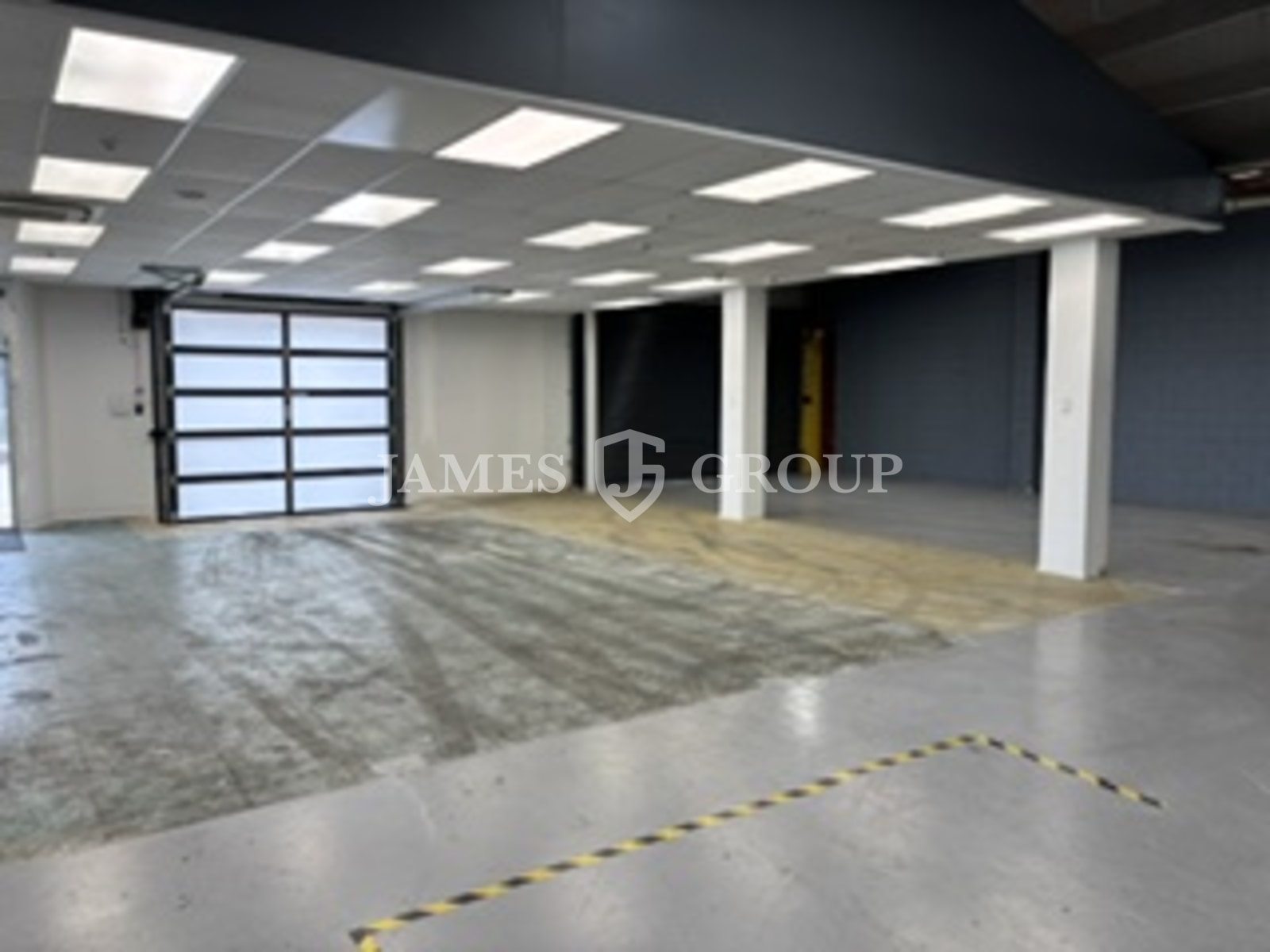 Road Front Warehouse | Exclusive 795m² Yard
