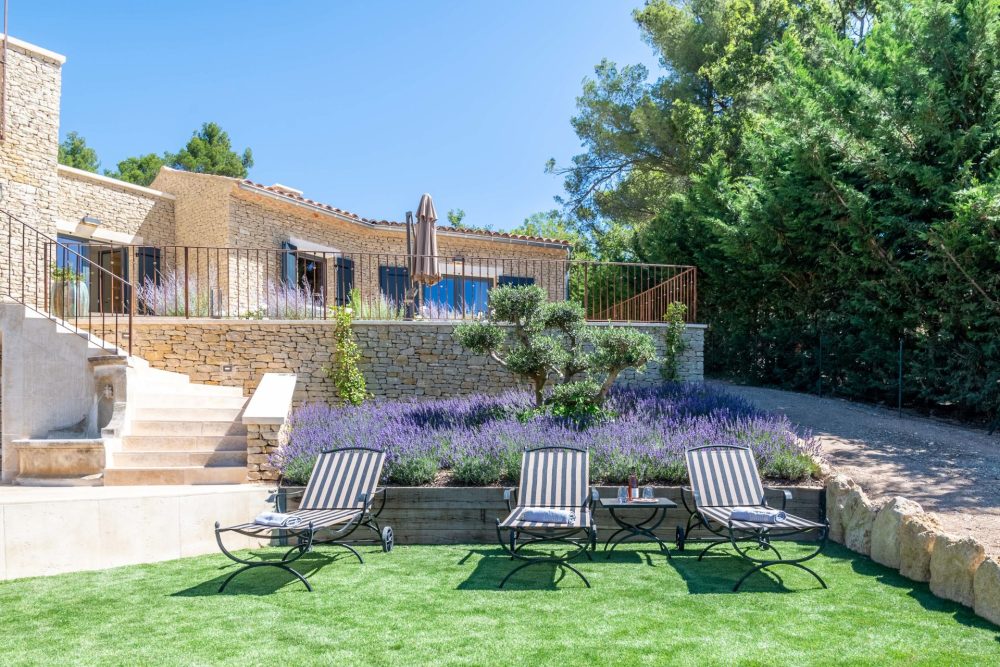 Photographs of Mas La Vue Royale villa in Provence - Image 33 of 45