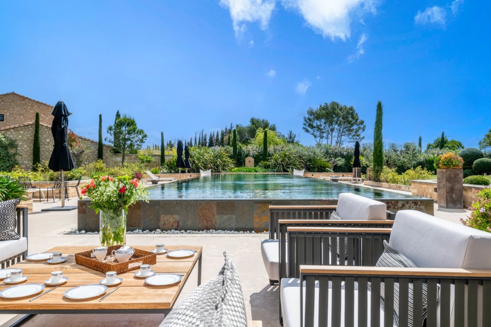 Photographs of Mas la Boheme villa in Provence - Image 1 of 44