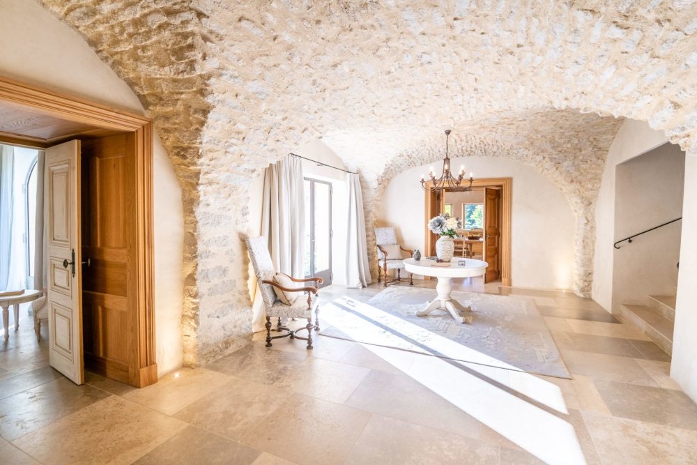 Photographs of Mas des Constellations villa in Provence - Image 40 of 49