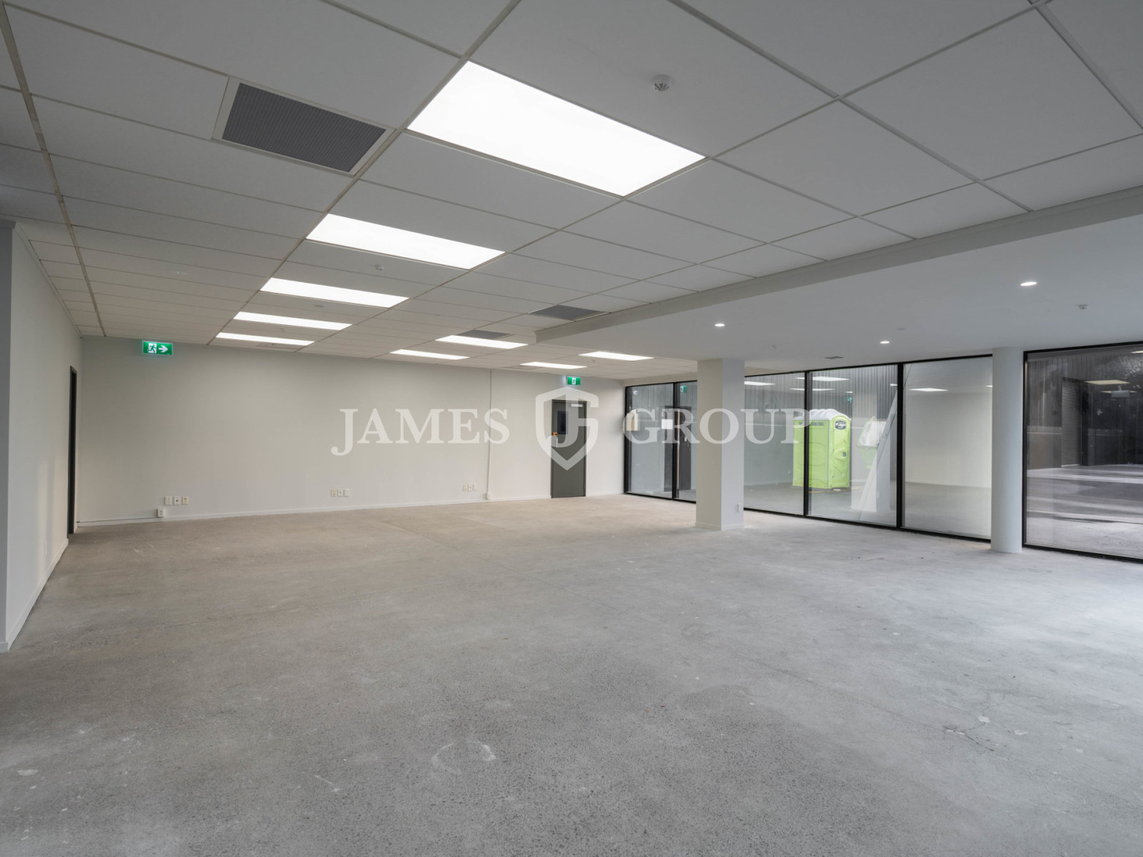 A-grade 1,601m² | Supreme Highway Visibility