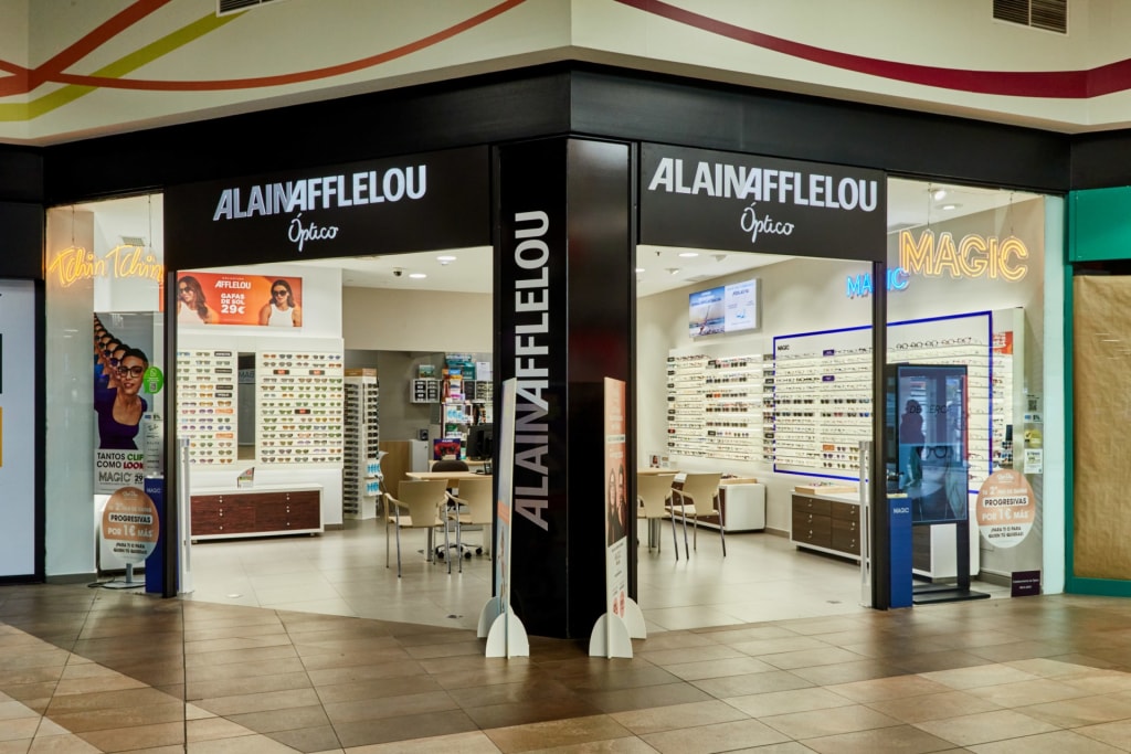 Tienda Óptico C.C. DOS HERMANAS - N-IV - KM 555 - ESQ. AV. DOCTOR FLEMING 41701 DOS HERMANAS